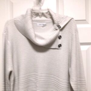 Calvin Klein gorgeous sweater Sz LG.